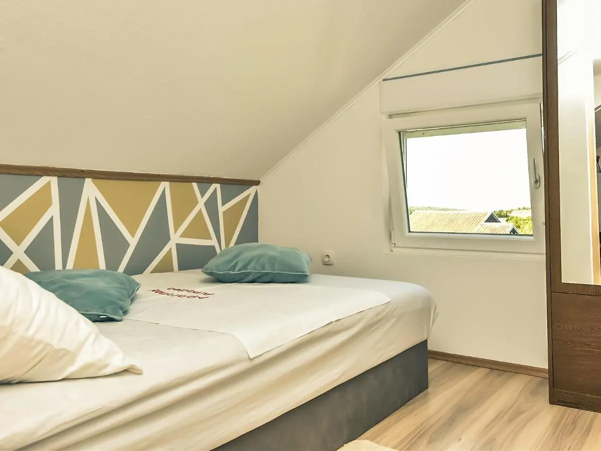Apartment Amadea-3 By Interhome Obrovac
