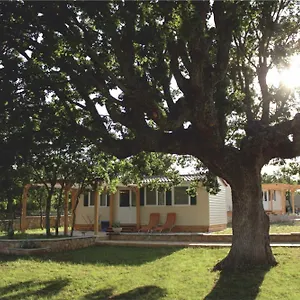 Micanovi Dvori Mobile Village Zrmanja Obrovac